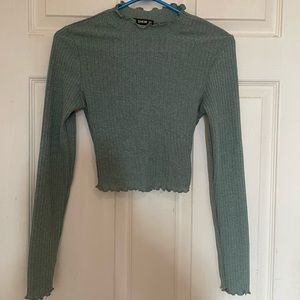 SHEIN Lettuce Trim Solid Crop Top, green color, small size